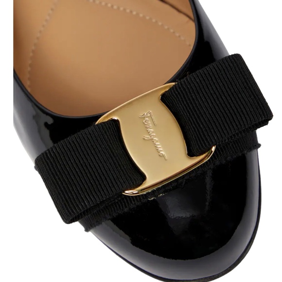 💯% AUTHENTIC Salvatore Ferragamo Varina Ballet flats - Picture 2 of 5